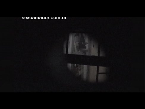 ❤️ Blondie gets secretly videotaped by a neighborhood voyeur hidden behind hollow bricks Sex at en-us.samoanalitika.ru ❤